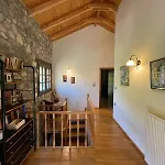 Alpesi faház Stonenest -luxury Stone Kalávrita