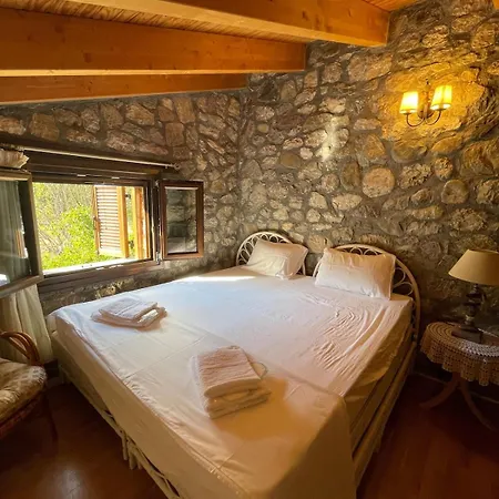 Stonenest -luxury Stone * Kalavryta