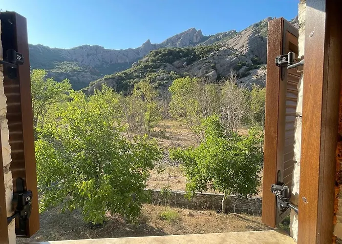 Stonenest -luxury Stone Chalet Kalavryta